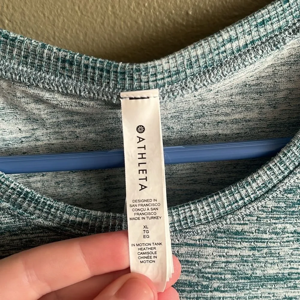 LIKE NEW ATHLETA IN MOTION SEAMLESS TANKTOP SIZE XL - Picture 3 of 4